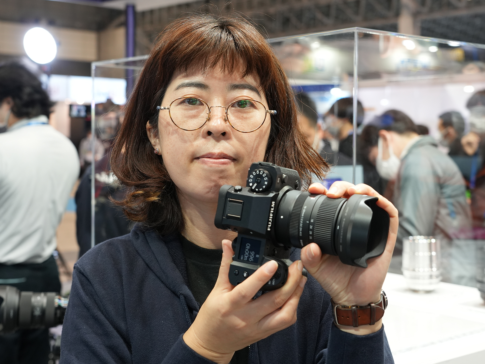 曽根原 昇：「inter Bee 2022」レポート ─スチル派のためのお役立ちカメラ＆用品アクセサリーを大捜索─（前編）：photo