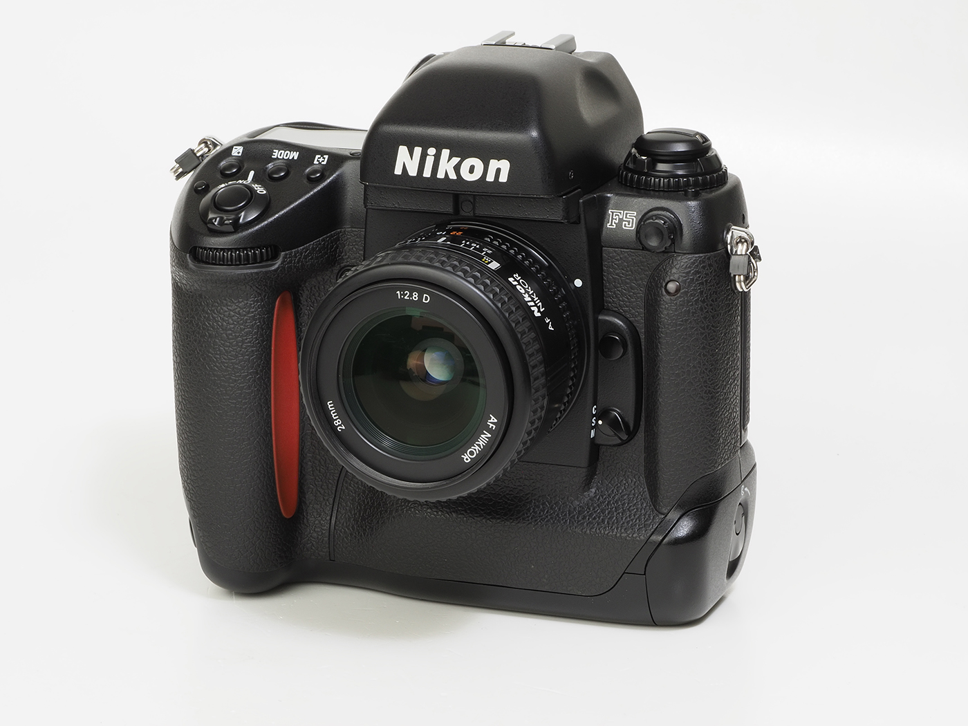 Nikon F5一眼レフフィルムカメラ本体のみ