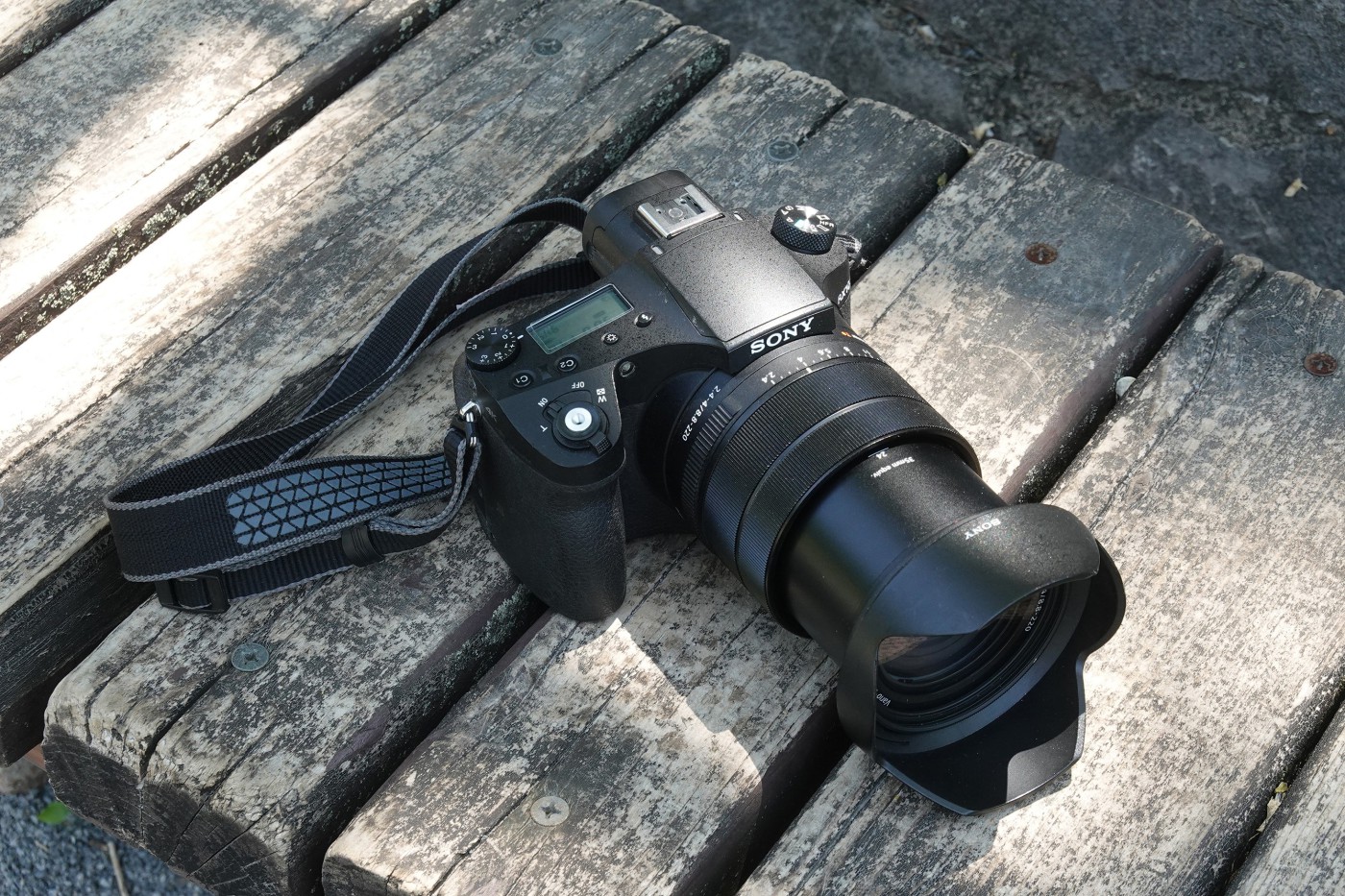 SONY RX10M4 RX10IV 高倍率 ズーム 1型 24-600mm-silversky 